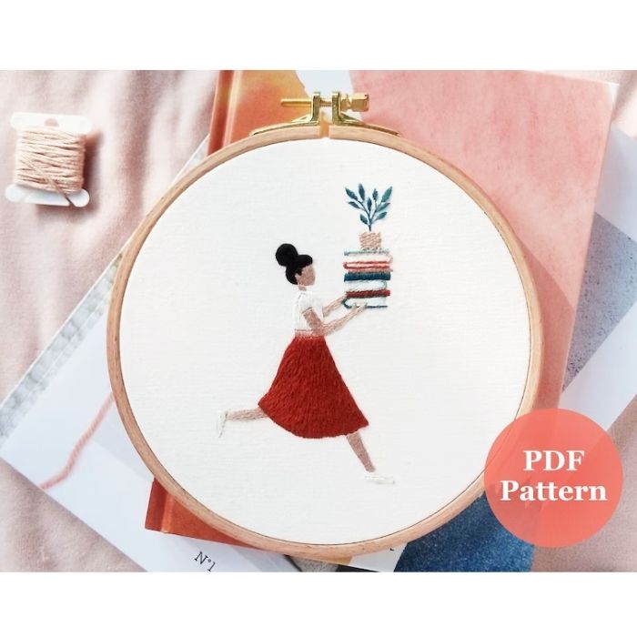 Buchdamenmuster auf Etsy