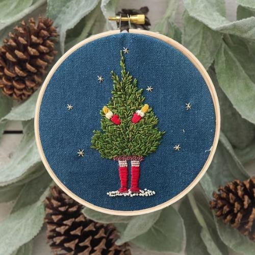 Bringing Home the Tree - handstickanleitung auf Etsy